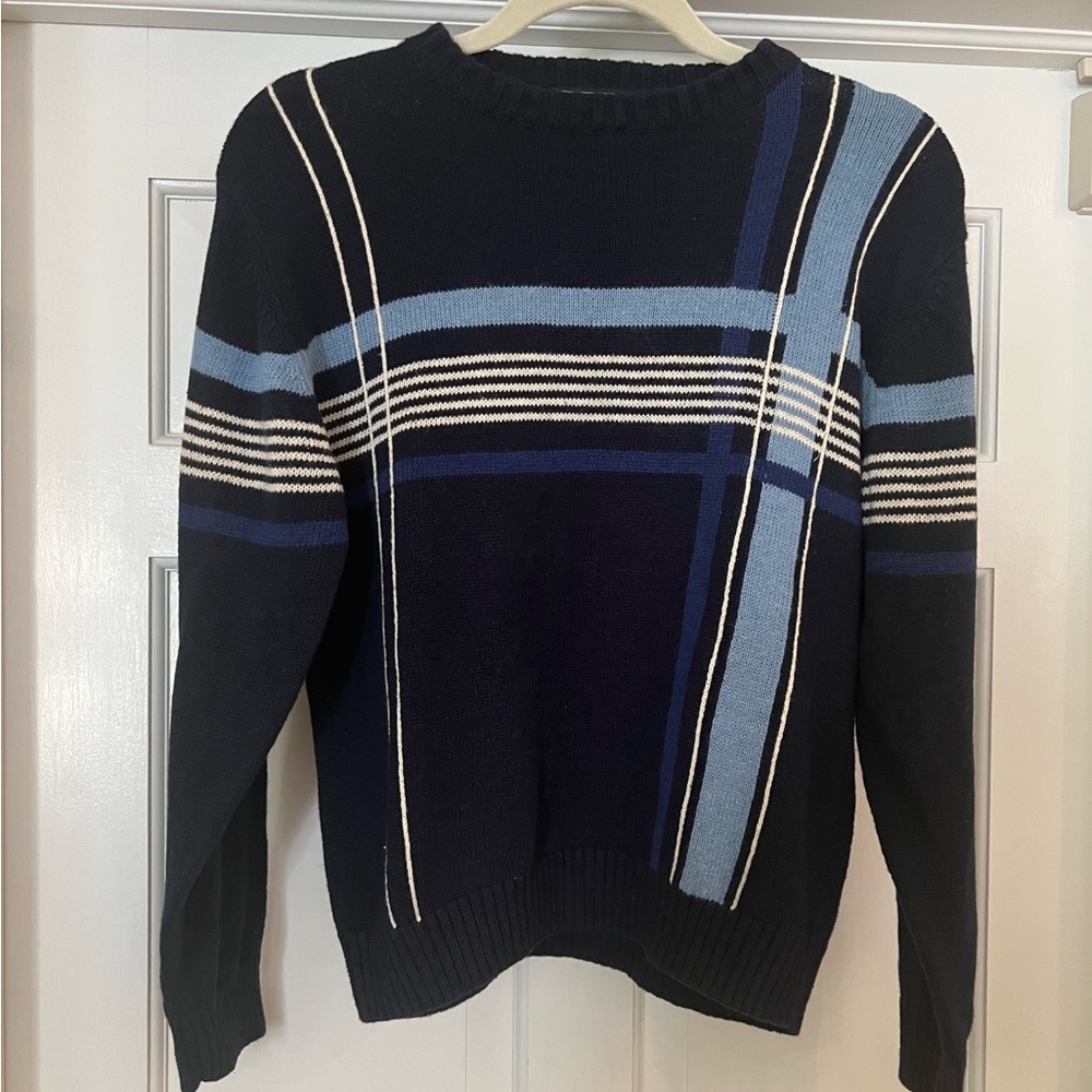 🚌🚍 3 for $35 - Junior 10-12 years old sweater